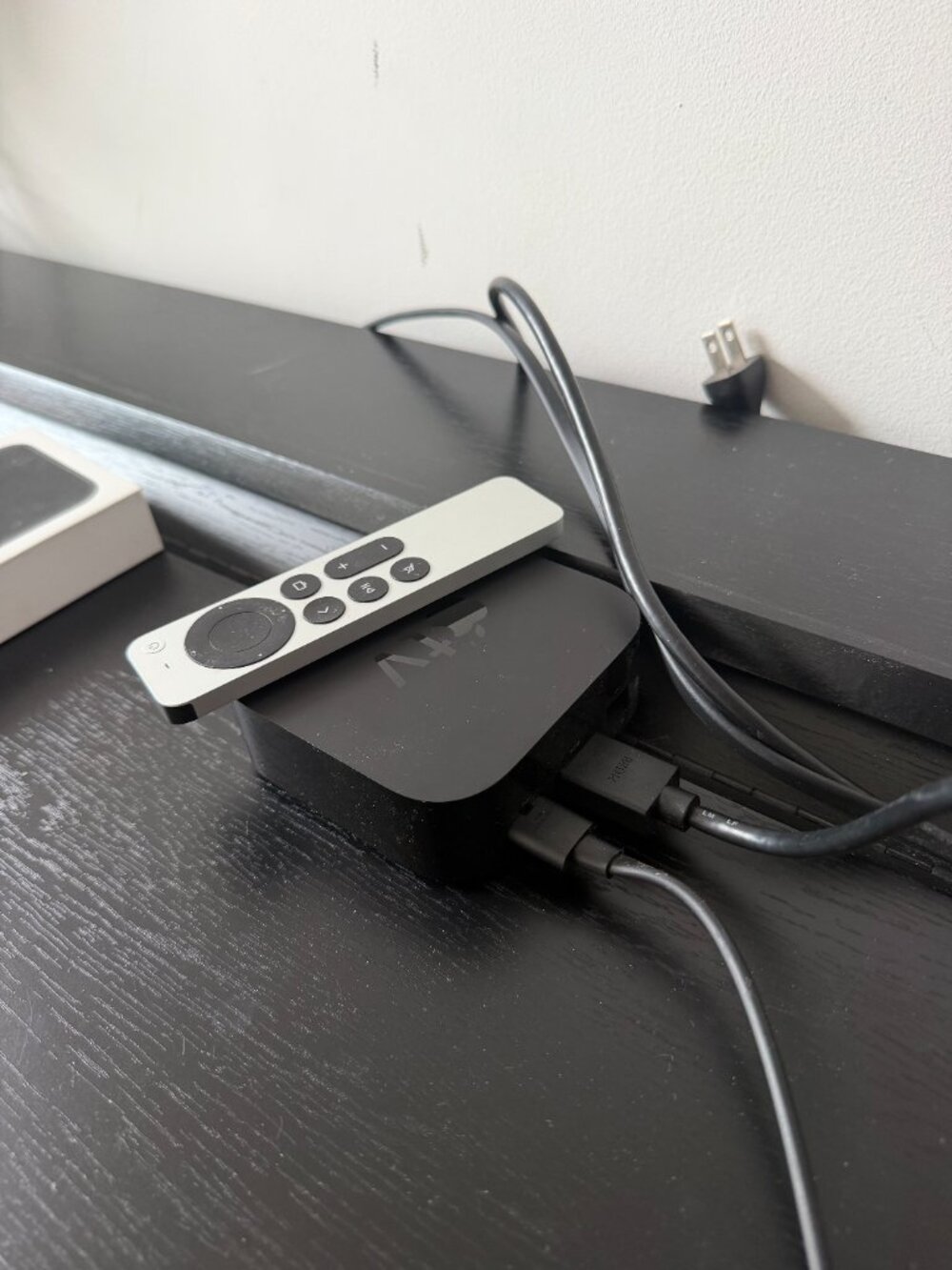 Apple TV 2021 Streaming Device Remote HDMI Cable Included - Picture 3 of 3